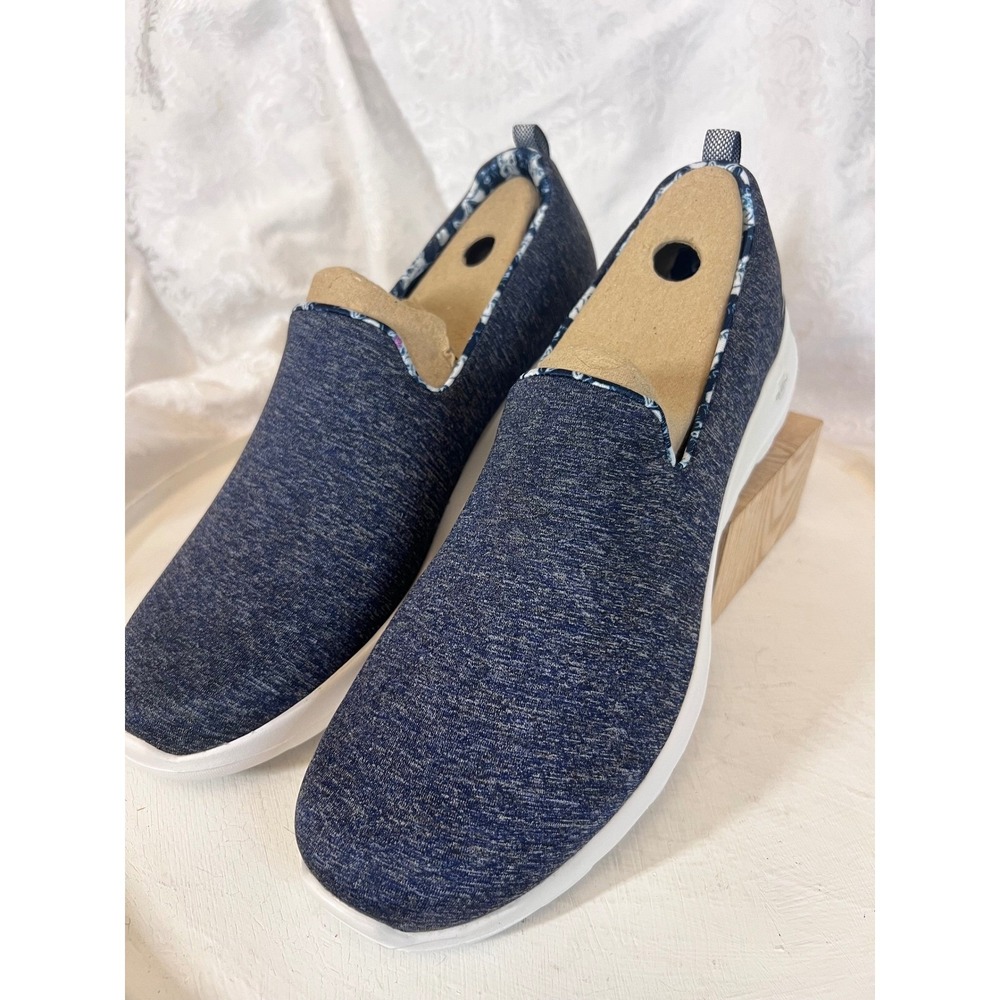 Skechers GoWalk Joy Womens Navy Blue Heathered Slip On Walking Shoes Dog Print